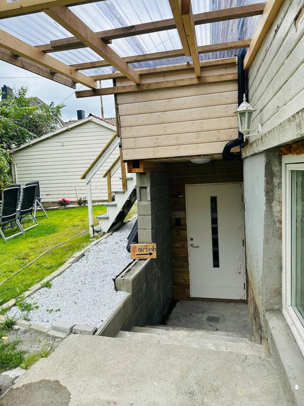 Three Bedrooms With Free Parking Leilighet *
