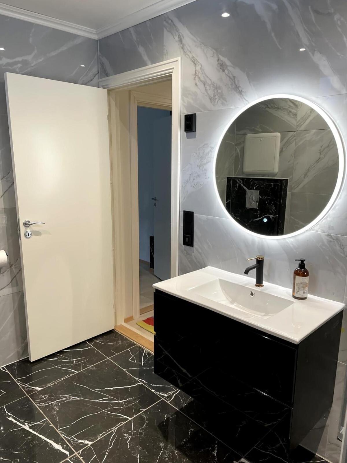 Three Bedrooms With Free Parking * Stavanger